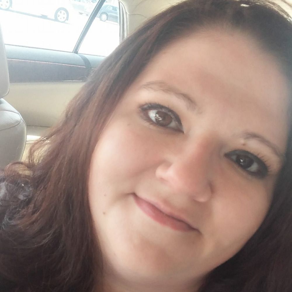 Meet your Posher, Tia